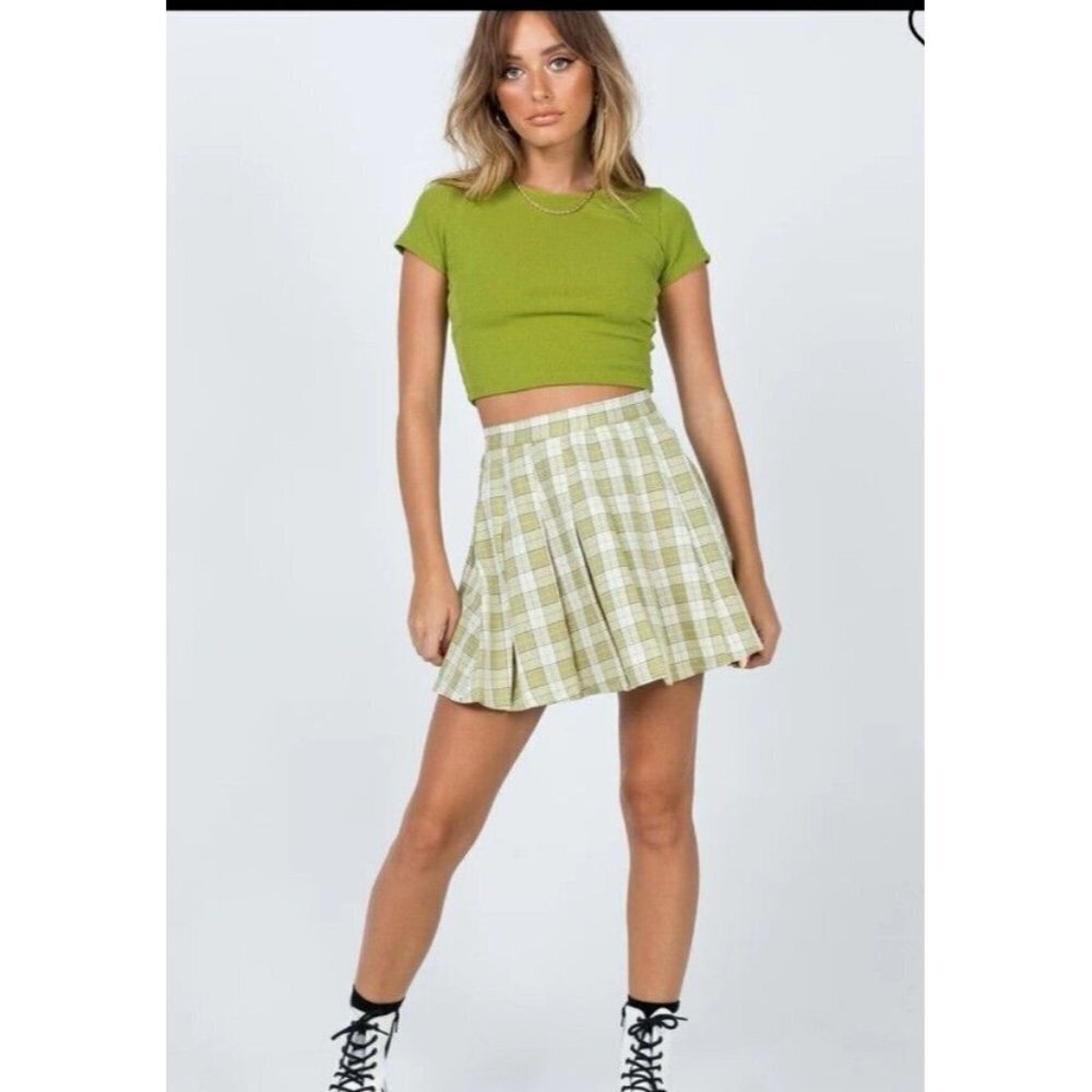 Princess Polly Carrie Green Mini Skirt Size 6 Pleated Checkered NWT